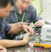 工程團(tuán)隊(duì)